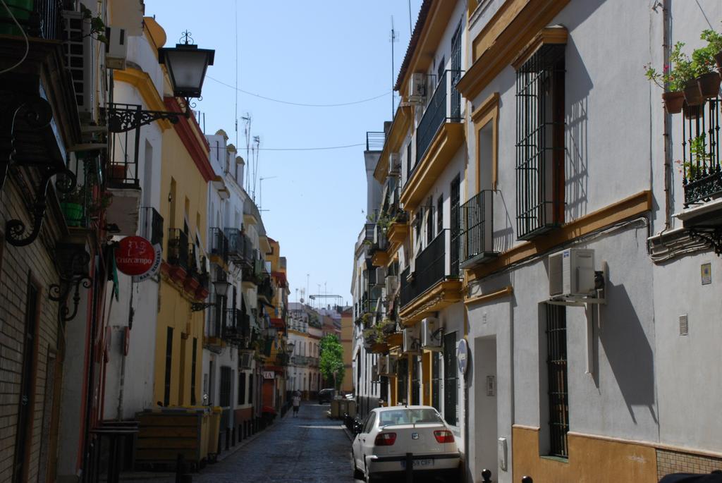 Triana Bridge Apartment Seville Exterior photo